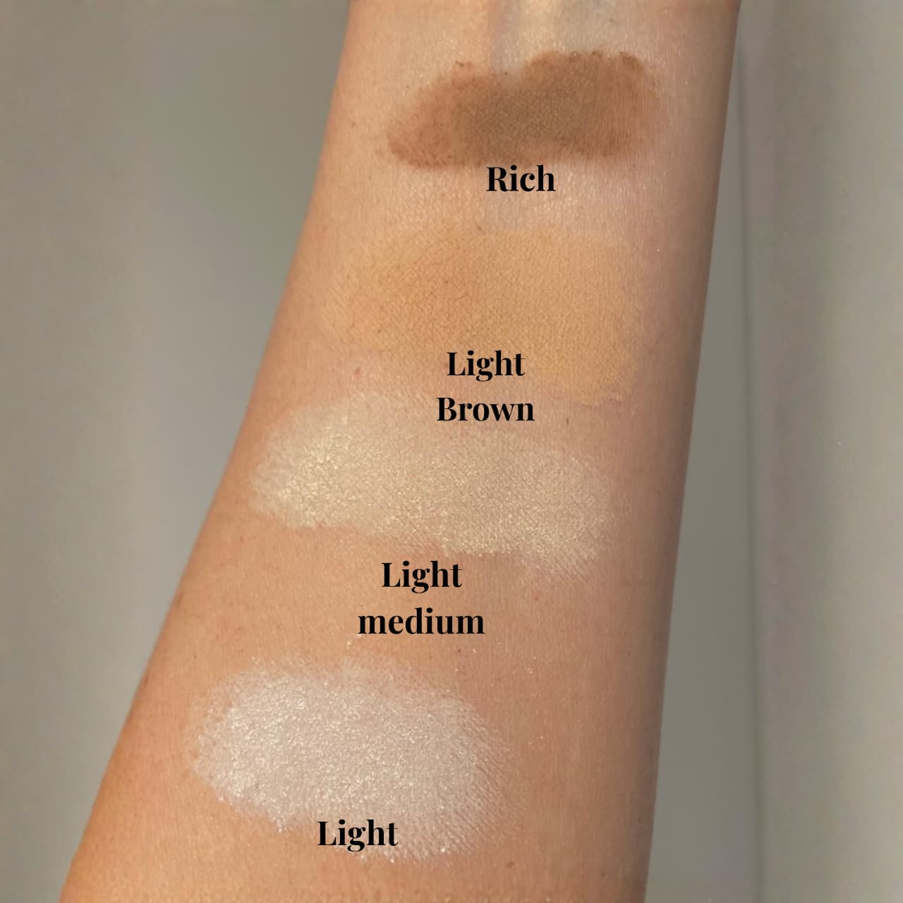 Loose Face Powder 4 Shades