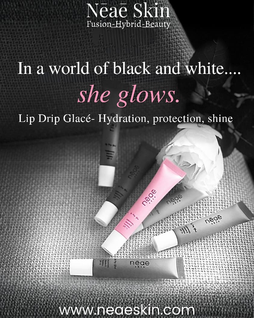 Lip Drip Glacè • Hybrid Formula • Hyaluronic Acid • Vitamin E • UV Filters • 5 Shades