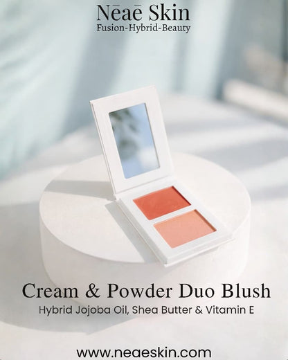 Cream & Powder Duo Blush • Hybrid Formula • Jojoba Oil • Shea Butter • Vitamin E • 6 Shades