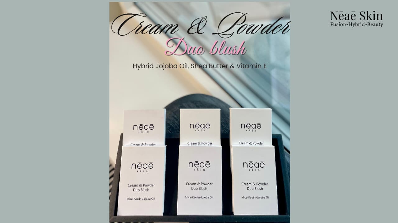Cream & Powder Duo Blush • Hybrid Formula • Jojoba Oil • Shea Butter • Vitamin E • 6 Shades