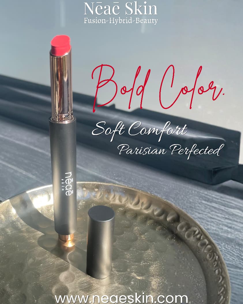 Noir Chic Lips • Hybrid Formula